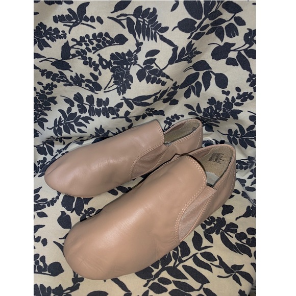 🌻 dance shoes 🌻 - Picture 3 of 6